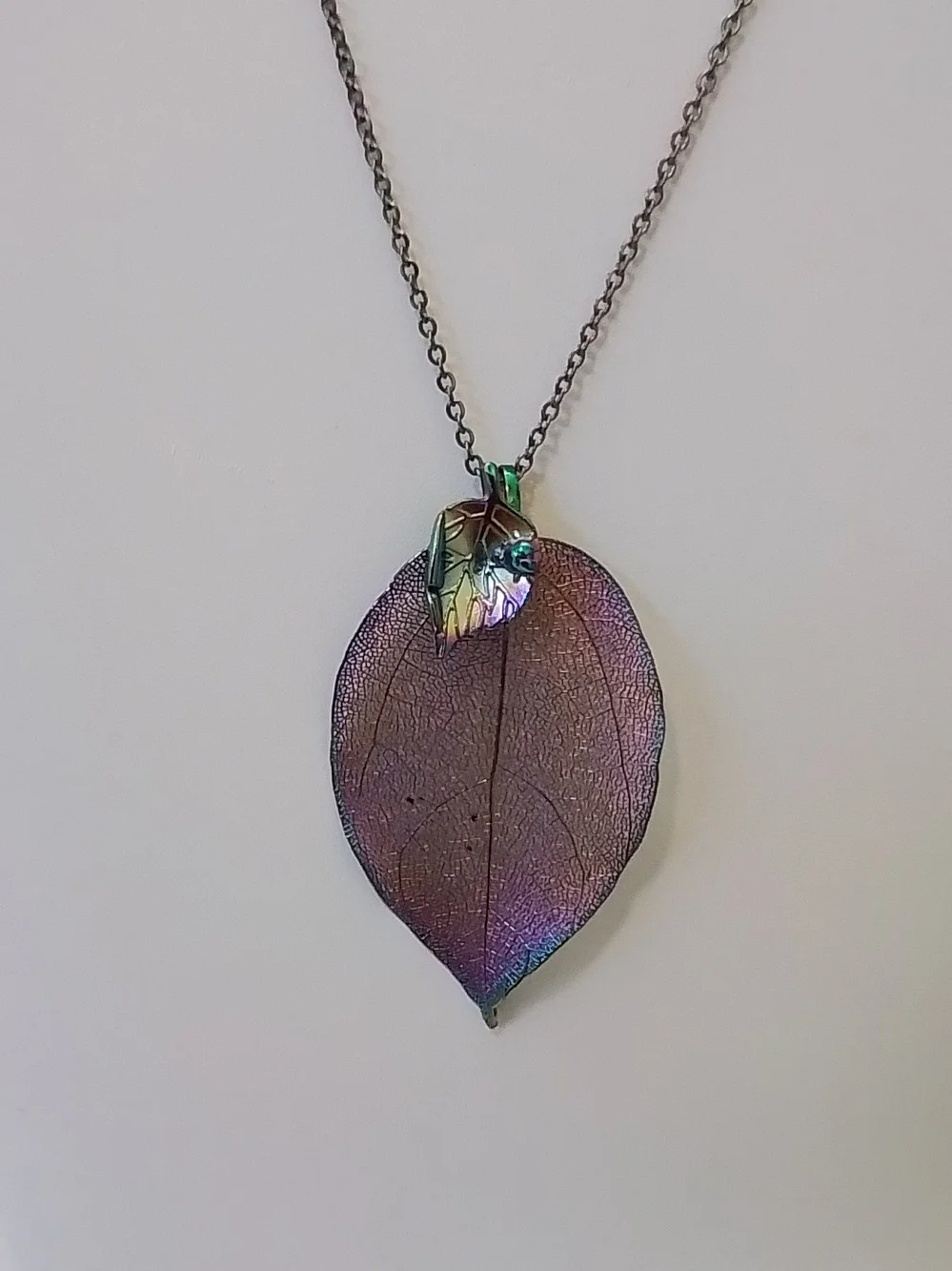 Rainbow Iridescent Leaf Pendant Necklace - Women Jewelry